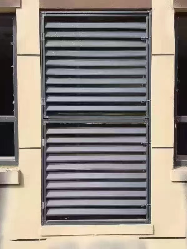 亳州市室内吊顶勾搭板铝格栅百叶窗 - 厂家
